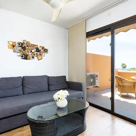 Apartment Attic Vistas Mit Wunderschoenem Meerblick Playa de las Americas (Tenerife)